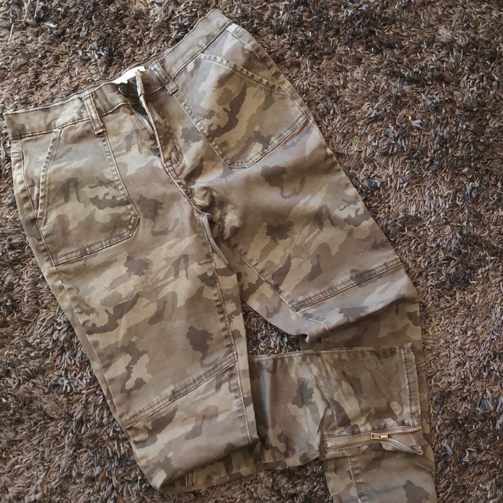Stylish camo pants